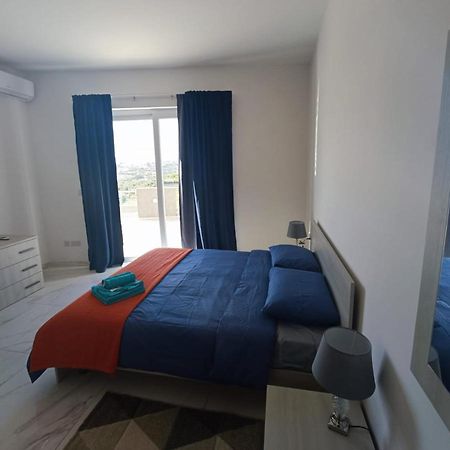 Blu-M Central Qormi Εξωτερικό φωτογραφία