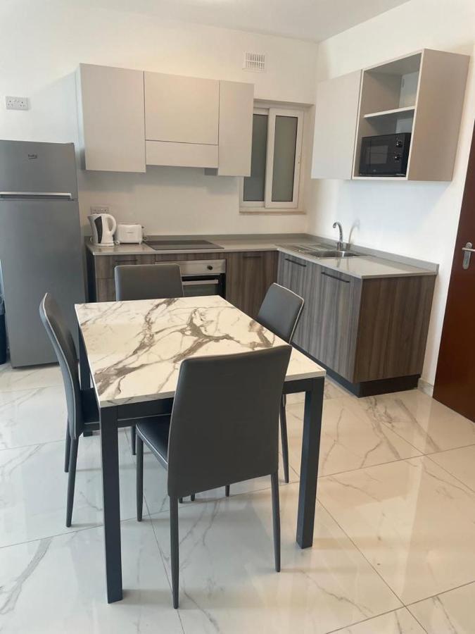 Blu-M Central Qormi Εξωτερικό φωτογραφία