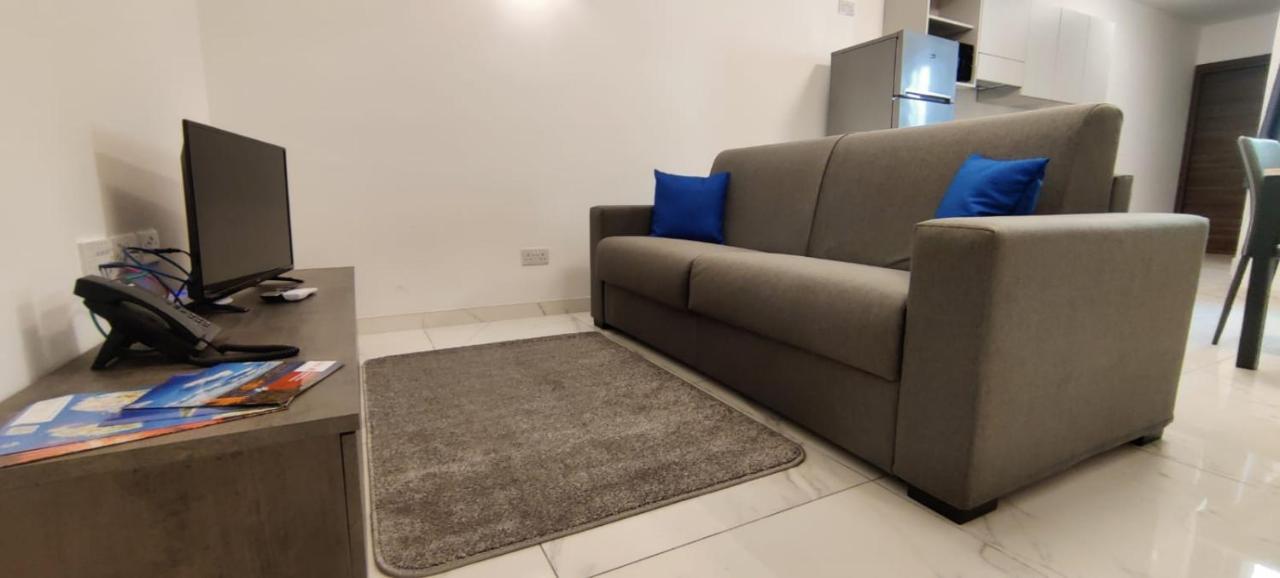 Blu-M Central Qormi Εξωτερικό φωτογραφία