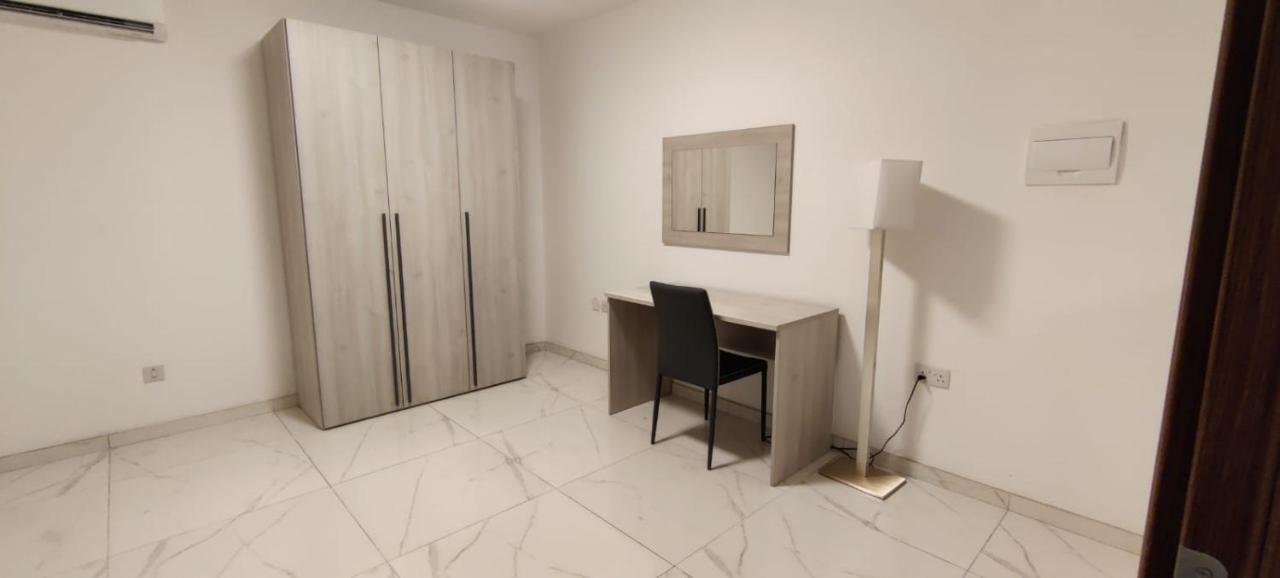 Blu-M Central Qormi Εξωτερικό φωτογραφία