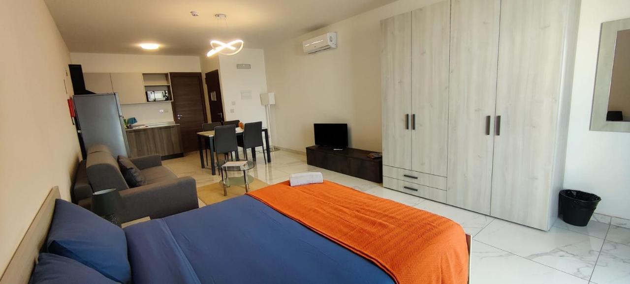 Blu-M Central Qormi Εξωτερικό φωτογραφία